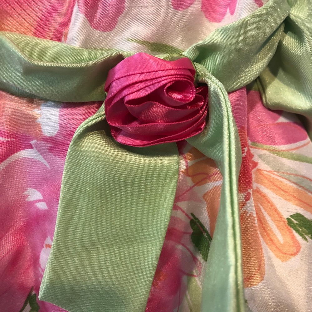 Spring dress - Picture 2 of 4